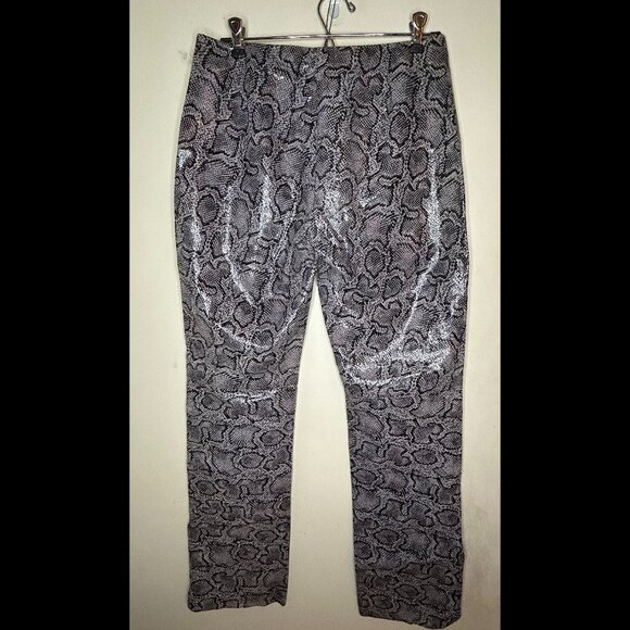 Bebe Snakeskin Flared Pants - 100% Leather Grey/Black sz 10 - NWOT - Picture 6 of 15